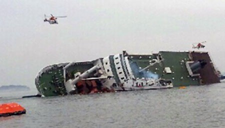 Những thảm hoạ chìm tàu khủng khiếp nhất châu Á - 2 Chiếc phà Sewol bị chìm