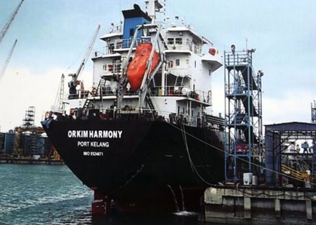Tàu chở dầu của Malaysia bị cướp biển đưa tới Campuchia - 1 Tàu MT Orkim Harmony của Malaysia trước khi bị bắt cóc. (Nguồn: