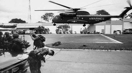 Hé lộ kế hoạch di tản tuyệt mật của Mỹ năm 1975 - 1 Trực thăng Mỹ từ tàu chiến bay vào Sài Gòn di tản công dân Mỹ