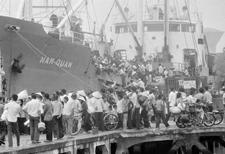 Chuyến di tản cuối cùng bằng đường thủy trên con tàu Nam Quan.