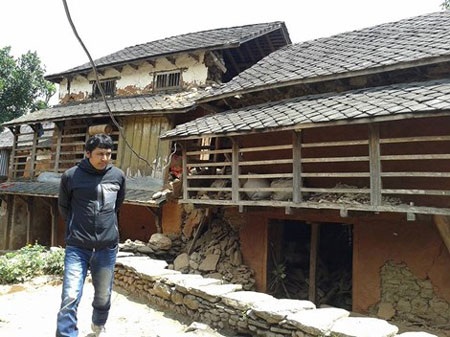 Ở nơi nhiều người chết nhất Nepal - 4 Theo