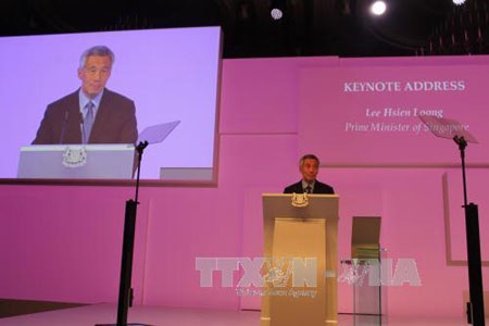 Thủ tướng Lý Hiển Long: ASEAN cùng nhau giải quyết các vấn đề khu vực - 1 Thủ tướng Singapore Lý Hiển Long phát biểu tại lễ khai mạc hội nghị Đối thoại Shangri-La. (Ảnh:
