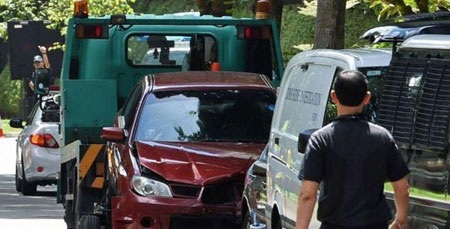 Xe ô tô liên quan đến vụ nổ súng gần khách sạn Shangri La. (Ảnh: