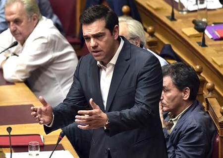 Phép thử mới cho Thủ tướng Tsipras - 1 Sự thay đổi quan điểm của ông Tsipras khiến cho nội bộ đảng Syriza chia rẽ. (Nguồn: