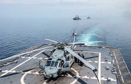 Xử vụ kiện Philippines -Trung Quốc - 1 Tàu USS Fort Worth (Mỹ) tham gia tập trận tại Philippines ngày 26-6. (Ảnh: