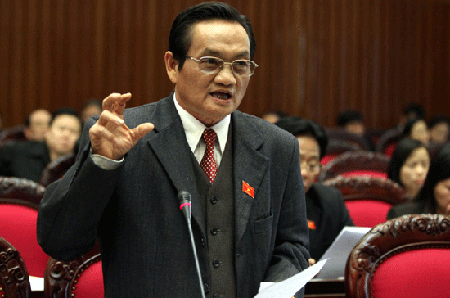 Đại biểu Trần Du Lịch: Không dùng tiền ngân sách để xử lý nợ xấu - 1 Đại biểu Trần Du Lịch, Phó trưởng Đoàn đại biểu Quốc hội TPHCM.