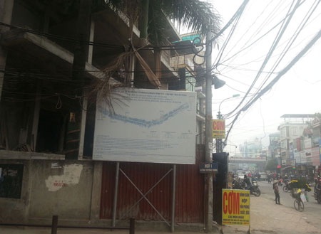 Hà Nội: Công trình đồ sộ “xâm lấn” chỉ giới đường đỏ ở phường Phương Liệt? - 2 Hà Nội: Công trình đồ sộ “xâm lấn” chỉ giới đường đỏ ở phường Phương Liệt?