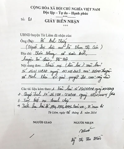 Công dân nộp đơn khiếu nại 16 tháng, UBND quận Bắc Từ Liêm vẫn “im lặng” - 3 Giấy biên nhận việc nhận đơn khiếu nại lần 2 của ông Đỗ Anh Thắng ghi ngày 6/3/2014