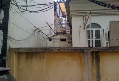Vi phạm xây dựng tồn tại 2 năm chưa bị xử lý ở phường Trần Hưng Đạo - 2 Sau hai năm ban hành, Quyết định cưỡng chế của UBND phường Trần Hưng Đạo chưa được thực thi