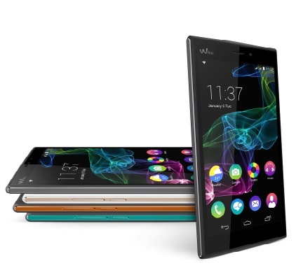 Điểm mặt 3 sản phẩm mới của Wiko tại MWC 2015 - 5 Wiko Ridge Fab có 4 màu trẻ trung, năng động.