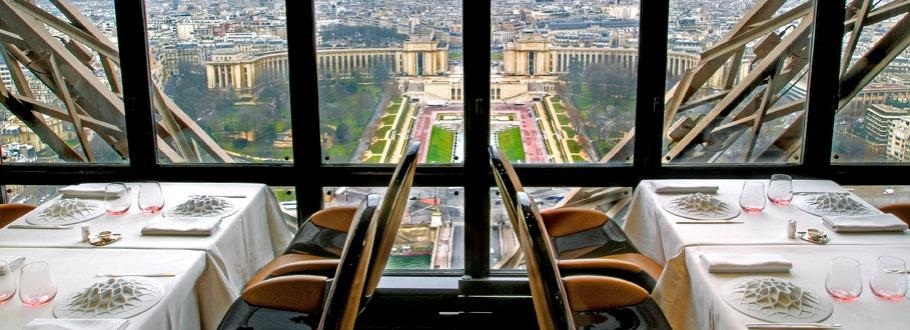 10 nhà hàng có vị trí đắc địa và cảnh quan độc đáo nhất thế giới - 6 7. Nhà hàng Aer Lounge ở Mumbai, Ấn Độ