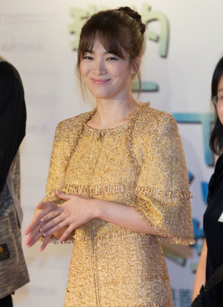 Song Hye Kyo tham dự buổi ra mắt bộ phim