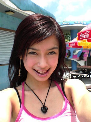 Angela Baby trong một bức hình trong quá khứ, khi cô chưa trở thành ngôi sao nổi tiếng.