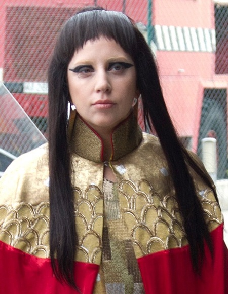 Lady Gaga cải trang thành võ sỹ đạo - 3 Lady Gaga cải trang thành võ sỹ đạo