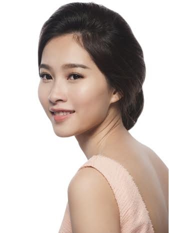 HHVN Thu Thảo: Tự tin hơn nhờ làn da trắng sáng - 2 Kem Sắc Ngọc Khang giúp Thảo có làn
da sáng mịn