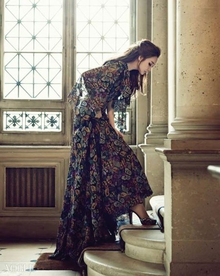 Phong cách thời trang sành điệu của sao Bản tình ca mùa đông