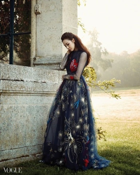 Phong cách thời trang sành điệu của sao Bản tình ca mùa đông