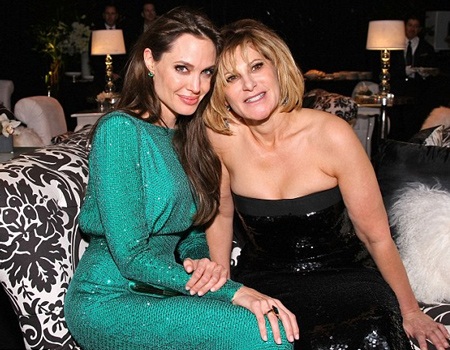 Hé lộ nhiều bí mật và cuộc sống tàn nhẫn tại Hollywood - 3 Hacker hé lộ nhiều bí mật và cuộc sống tàn nhẫn tại Hollywood