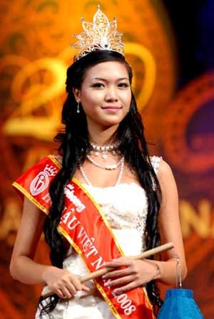 Hoa hậu Việt Nam 2008
- Trần Thị Thùy Dung.