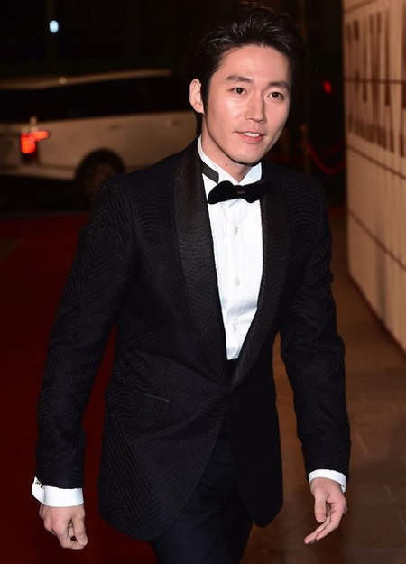 "Mỹ nhân không tuổi" Jang Nara khoe sắc bên dàn sao xứ Hàn - 17 Jang Hyuk