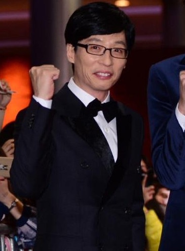 "Mỹ nhân không tuổi" Jang Nara khoe sắc bên dàn sao xứ Hàn - 18 Yoo Jae Suk.