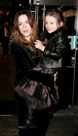 Con của "sao": Ngày ấy và bây giờ - 5 Normal