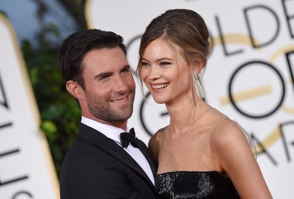 Behati vốn yêu thích phong cách thời trang giản dị, có phần nam tính khi không phải làm việc.