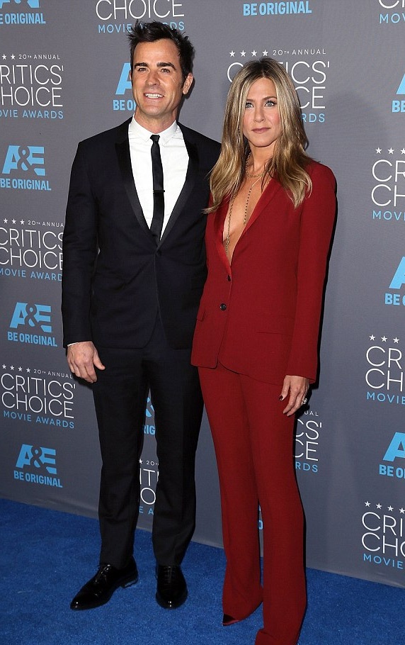 Jennifer tới dự cùng chồng tương lai, Justin Theroux.