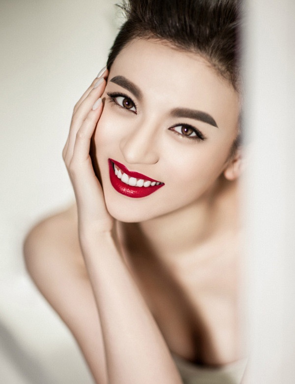 Vẻ quyến rũ của "Vương Hoàng Hậu" trong "Tân Võ Tắc Thiên" - 3 Vẻ ngoài quyến rũ của Vương Hoàng Hậu trong Tân Võ Tắc Thiên