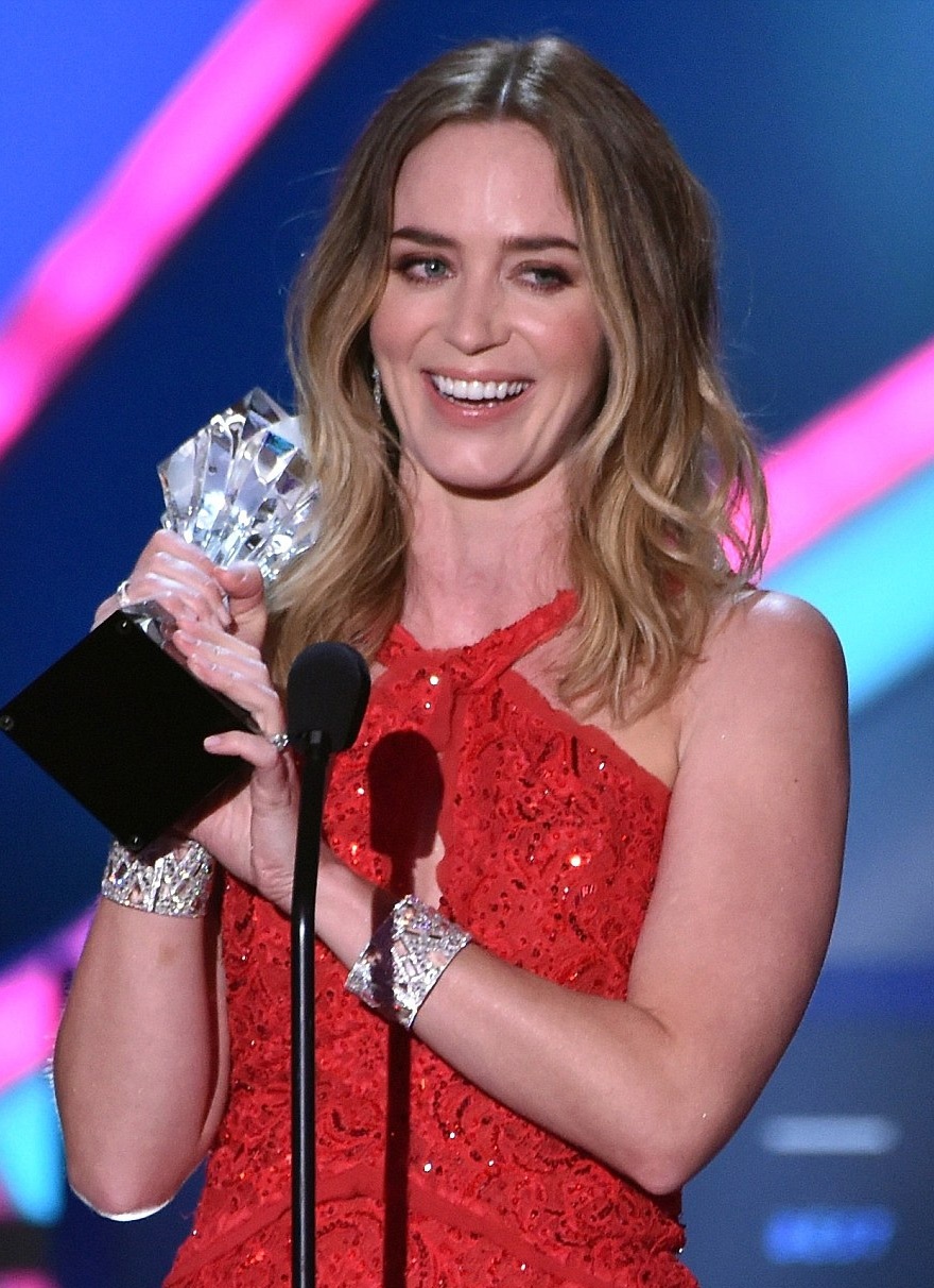 Julianne Moore giành giải Nữ diễn viên xuất sắc nhất - 4 Emily Blunt nhận giải Nữ diễn viên xuất sắc nhất (phim hành động)