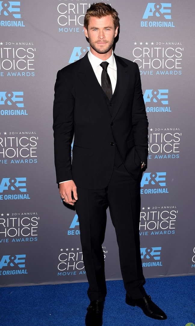 Mỹ nhân thế giới khoe sắc tại lễ trao giải Critics' Choice - 18 Chris Hemsworth - người đàn ông gợi tình nhất thế giới năm 2014.