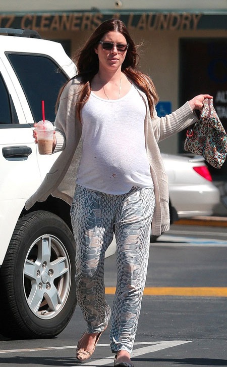 Jessica Biel vẫn nhanh nhẹn, rạng ngời trong tháng cuối thai kỳ jes26033 3b7bc Jessica Biel vẫn nhanh nhẹn, rạng ngời trong tháng cuối thai kỳ