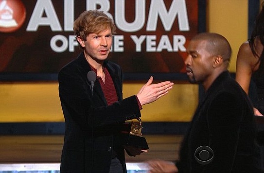 Kanye West bất bình với kết quả Grammy lần thứ 57 - 3 Kanye West cho rằng giải Album của năm xứng đáng thuộc về Beyoncé Knowles.