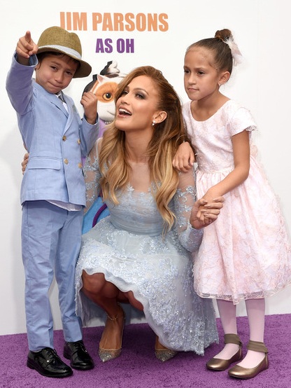 Jennifer Lopez khoe cặp sinh đôi đáng yêu - 8 Jennifer Lopez khoe cặp sinh đôi đáng yêu