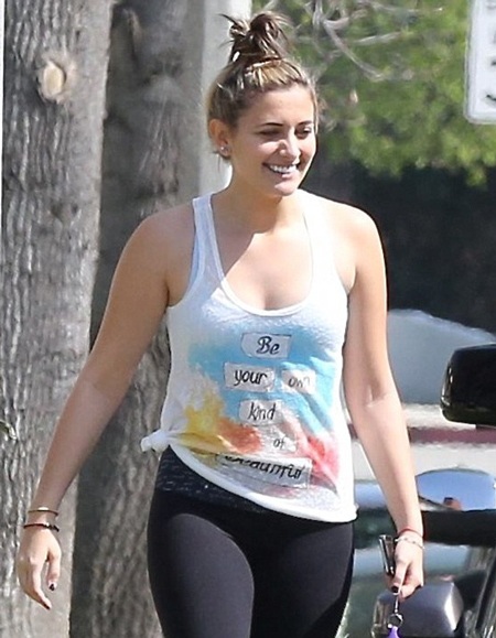 Trong mắt Paris Jackson, người cha đã mất của em là người vĩ đại nhất.