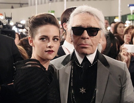 Kristen Stewart né mặt “tình cũ” Robert Pattinson - 8 Cô tham dự một sự kiện thời trang của Chanel tại Hàn Quốc.