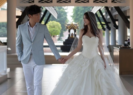 Mỹ nhân U50 Y Năng Tịnh làm đám cưới với bạn trai kém 10 tuổi - 2 Mỹ nhân U50 Y Năng Tịnh làm đám cưới với bạn trai kém 10 tuổi