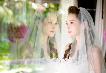 Xem lại đám cưới lãng mạn của người đẹp Y Năng Tịnh và "phi công trẻ" - 2 Xem lại đám cưới lãng mạn của người đẹp Y Năng Tịnh và phi công trẻ
