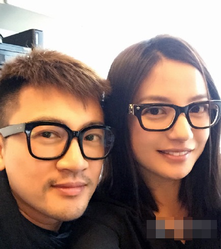 Ngũ A Ka và Tiểu Yến Tử khoe ảnh nhí nhảnh