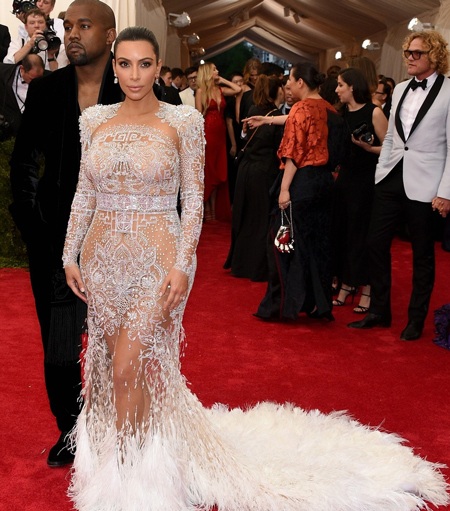 Mỹ nhân thướt tha tại đại tiệc thời trang hàng đầu thế giới - 24 Vợ chồng Kim Kardashian và Kanye West