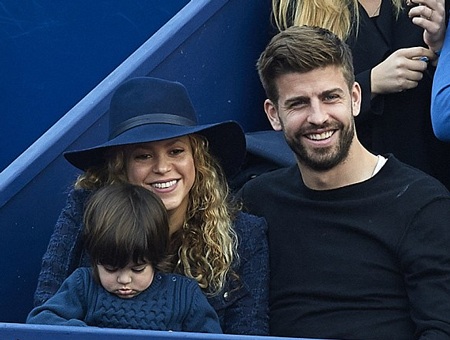 Shakira “khóa môi” phi công trẻ say đắm - 5 Cặp đôi mới đón cậu con trai thứ hai hồi tháng 1/2015.