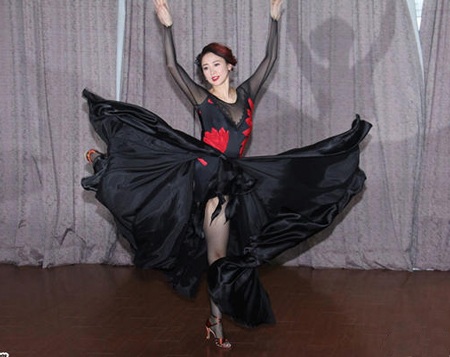 Cựu hoa hậu châu Á đẹp hoàn hảo ở tuổi 46 - 1 Cựu hoa hậu châu Á đẹp hoàn hảo ở tuổi 46