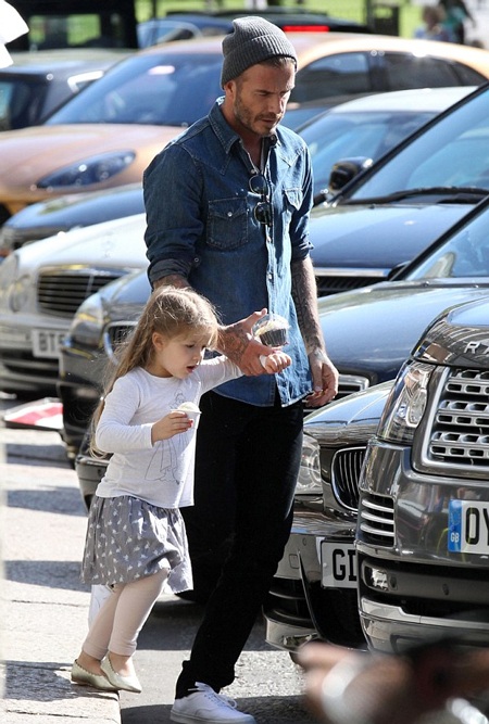 David Beckham dành trọn ngày bên con gái cưng