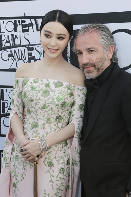 Phạm Băng Băng thu hút bởi phong cách thanh lịch và tinh tế.