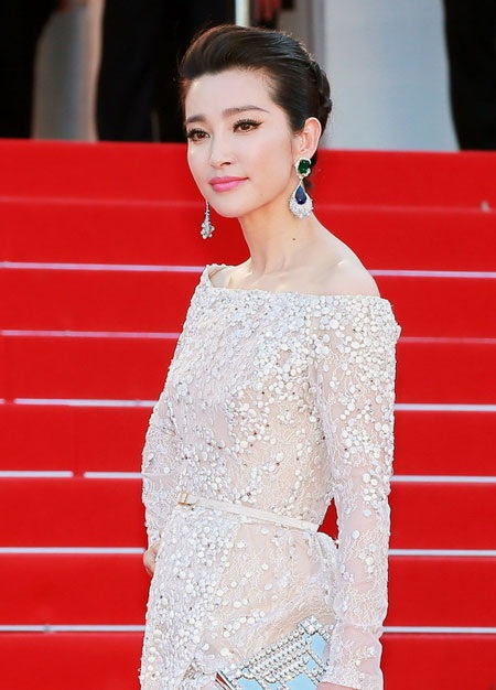 Jeon Ji Hyun thanh lịch, Lý Băng Băng kiêu sa ở Cannes - 23 Jeon Ji Hyun thanh lịch, Lý Băng Băng kiêu sa ở Cannes