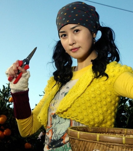 Gương mặt ngày càng hoàn hảo của “búp bê” Lee Da Hae - 20 Lee Da Hae của những năm 2005 vẫn sở hữu gương mặt bầu bĩnh.