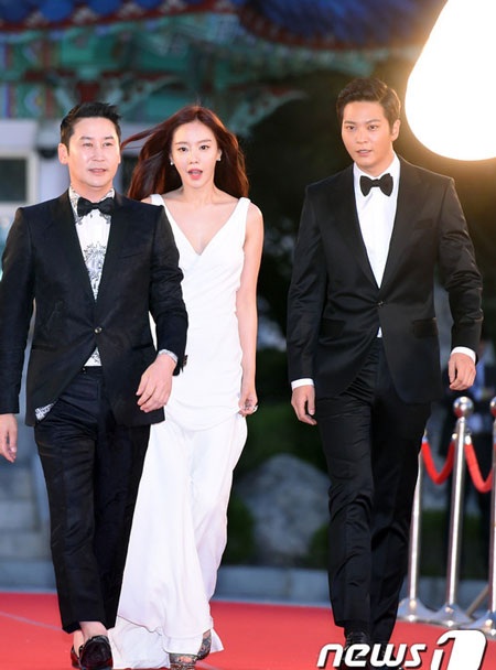 Park Shin Hye là một trong những nhân vật tâm điểm của sự kiện này.