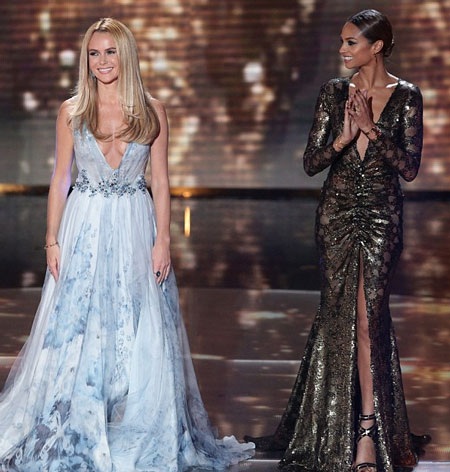 Sau một thời gian thua kém đàn chị vì váy vóc gợi cảm, nữ giám khảo