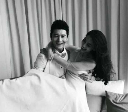 Lộ ảnh cưới ngọt ngào của Huỳnh Hiểu Minh và Angelababy - 9 Lộ ảnh cưới ngọt ngào của Huỳnh Hiểu Minh và Angelababy
