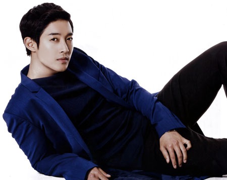 Mỹ nam xứ Hàn phủ nhận chuyện làm bạn gái mang bầu - 3 Kim Hyun Joong bị cô gái tên Choi tố khiến cô có bầu và chịu nhiều tổn hại về tinh thần.